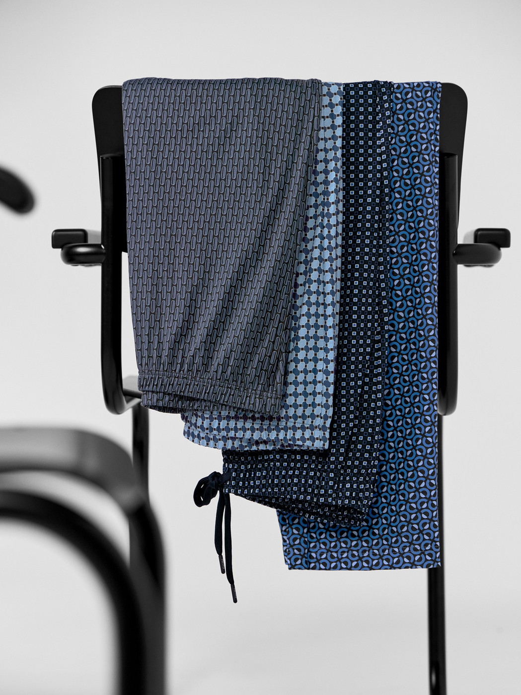 Homme - Pyjama, longue en 100% coton de couleur Bleu, À carreaux, de la série Relax Streamline 2 de CALIDA, Détail