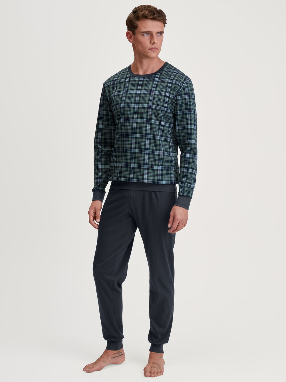 Men model is wearing Pyjama with cuff made of 100% Cotton in Green, Checked from the Relax Streamline 3 series by CALIDA, Front view