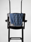 Homme - Pyjama, longue en 100% coton de couleur Bleu, À motifs, de la série Relax Imprint 2 de CALIDA, Détail