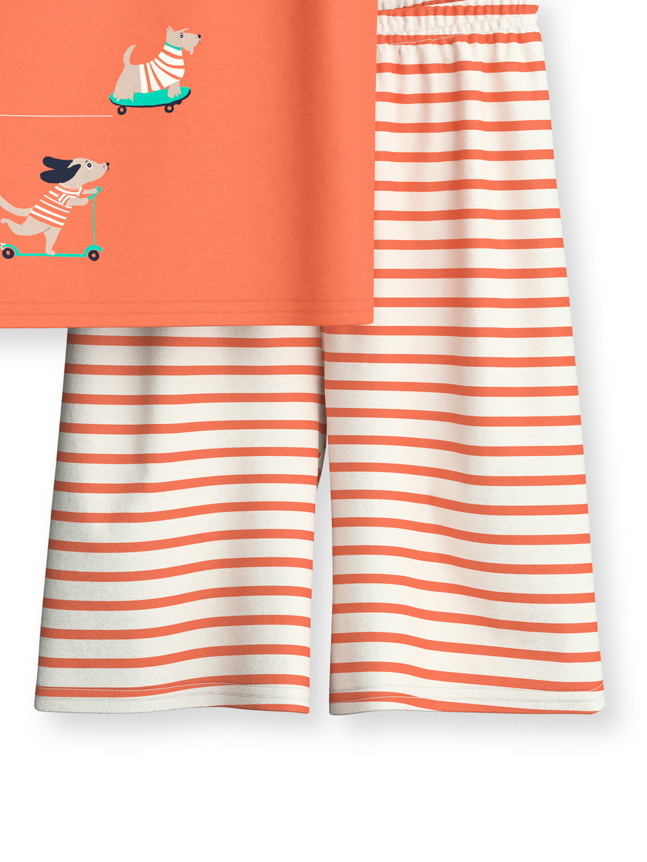 Figli - Pigiama corto in puro cotone organico in 100% cotone di colore Arancione, Modello, della serie Toddlers Scooter di CALIDA, Vista frontale, Sfondo bianco