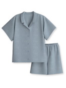 Kinder - Kurz-Pyjama mit Knöpfen aus 100% Baumwolle in Blau, Einfarbig aus Serie Kids Sleep von CALIDA, Vorderansicht, Weißer Hintergrund
