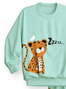 Enfant - Pyjama avec bords élastiques en 100% coton de couleur Vert, À motifs, de la série Toddlers Animals de CALIDA, Vue de face, Fond blanc