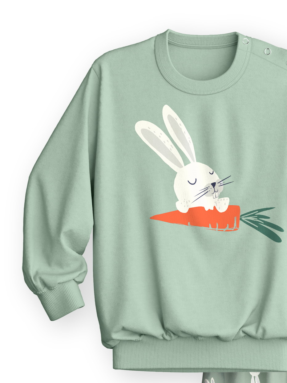 Figli - Pigiama con polsini in 100% cotone di colore Verde, Modello, della serie Toddlers Easter di CALIDA, Vista frontale, Sfondo bianco