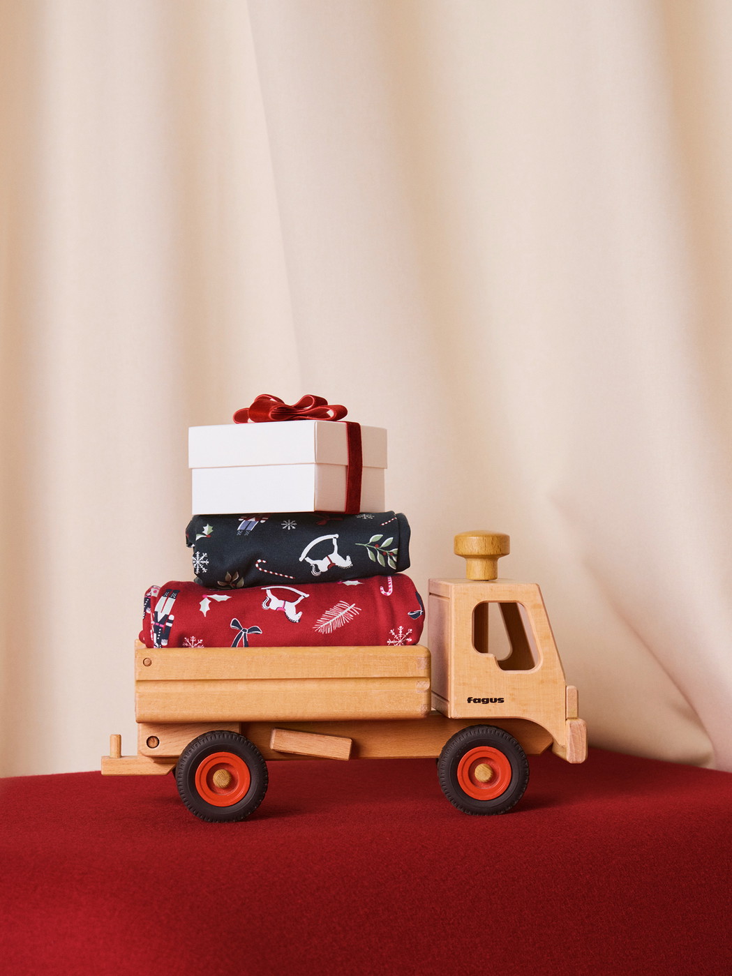 Kids - Jumpsuit made of 100% Cotton in Red, Patterned, from the Family & Friends series by CALIDA, Detail